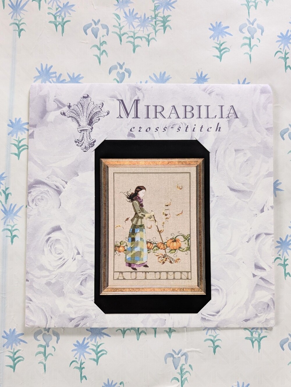 Mirabilia Nora Corbett Autumn in My Garden Cross Stitch Pattern NEW Embroidery